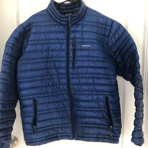 Patagonia men’s large puffer blue